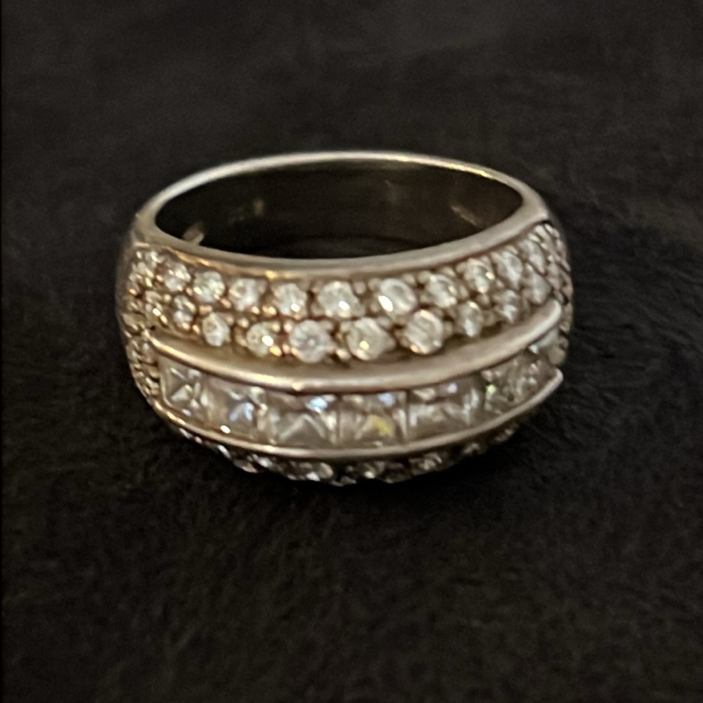 Sterling Silver 925 Diamonique DQ CZ Thailand ring size 6.75